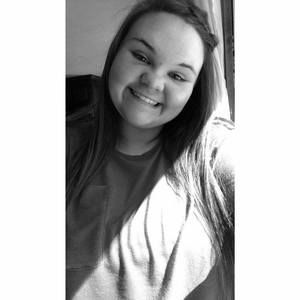 Meet your Posher, Amelia